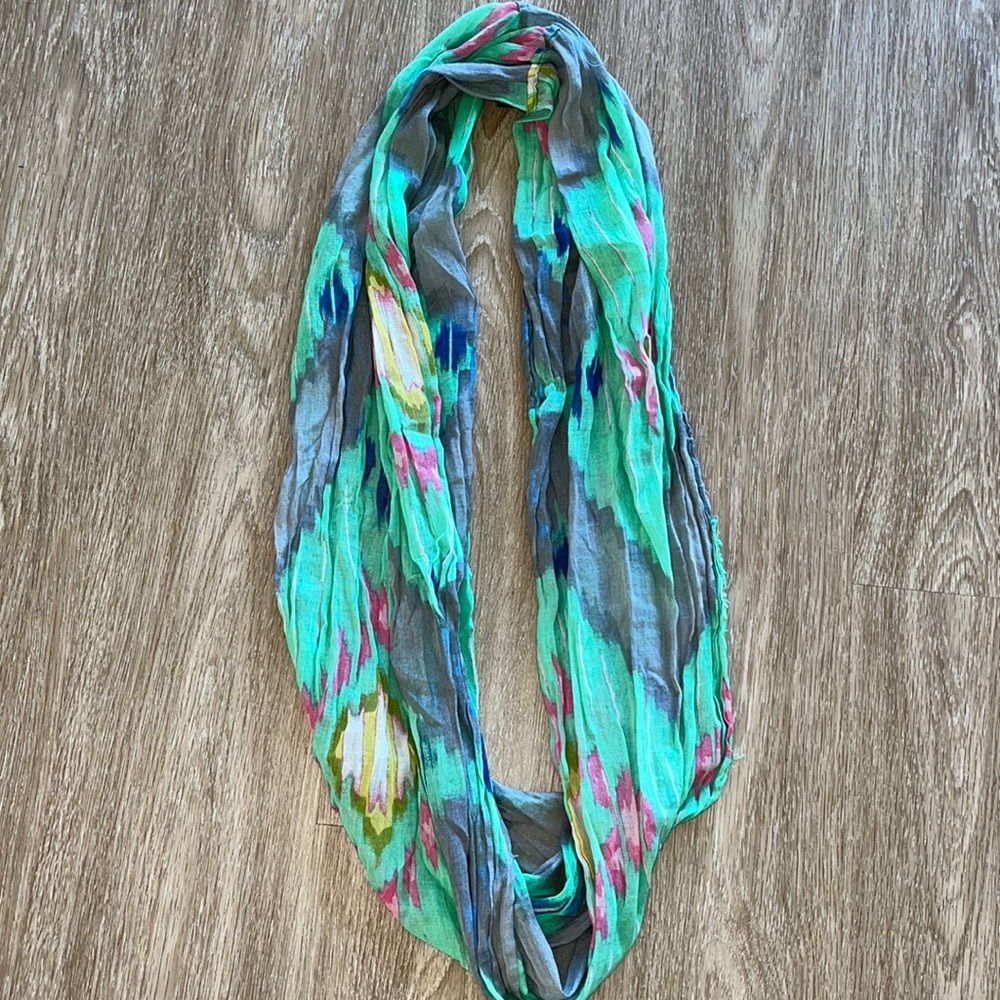 Infinity scarf